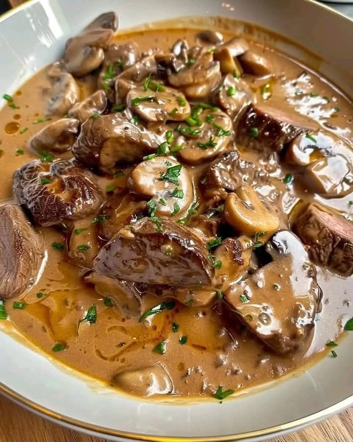 Bœuf Stroganoff à la Façon d’Alain Ducasse