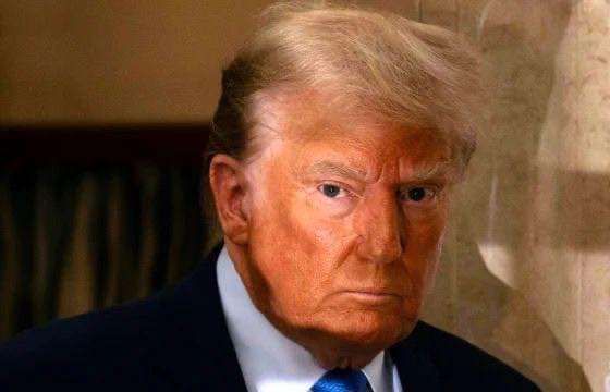 Late-Night Sighting Sparks Online Buzz After Mystery Photo of Donald Trump Circulates – story-veterans.com